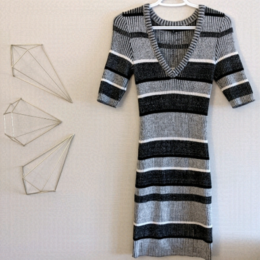 DYNAMITE V Neck Sweater Dress, like new